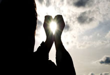 日本队和韩国队，谁在足球领域的实力更胜一筹？